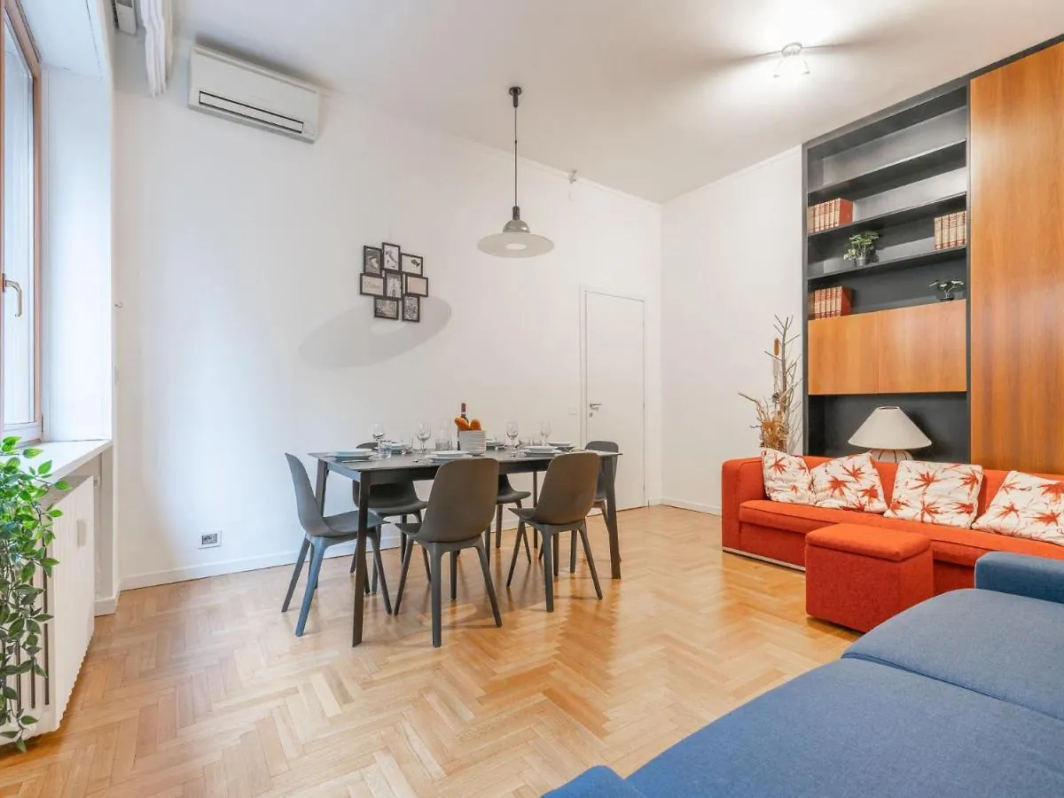 The Best Rent - Spacious Three-Bedroom Apartment In Moscova Milano
